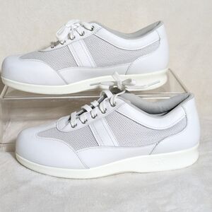 SAS Tour Mesh Women's White Sneakers Casual Athletic Athleisure Sz 8WW